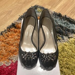 Caparros peep toe